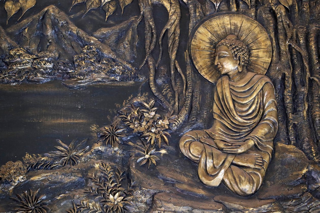 Tempio buddista Tinh Xa Ngoc Tin, Buddha Shakyamuni seduto in meditazione sotto l