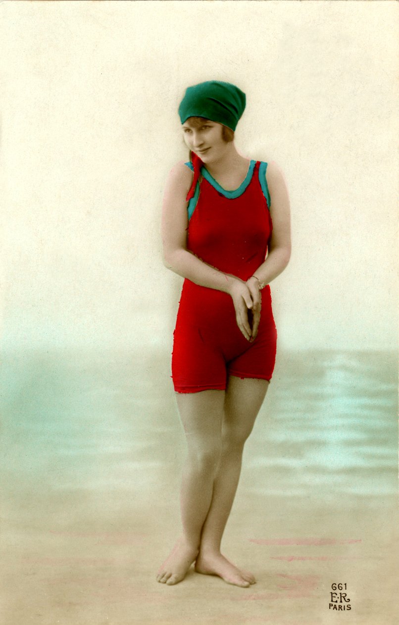 Donne in costume da bagno, c. primi 1900 (cartolina) da Alec Hunter