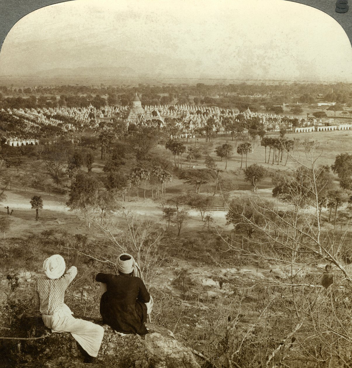 Pagode, Mandalay, Birmania, c1900s da Underwood and Underwood