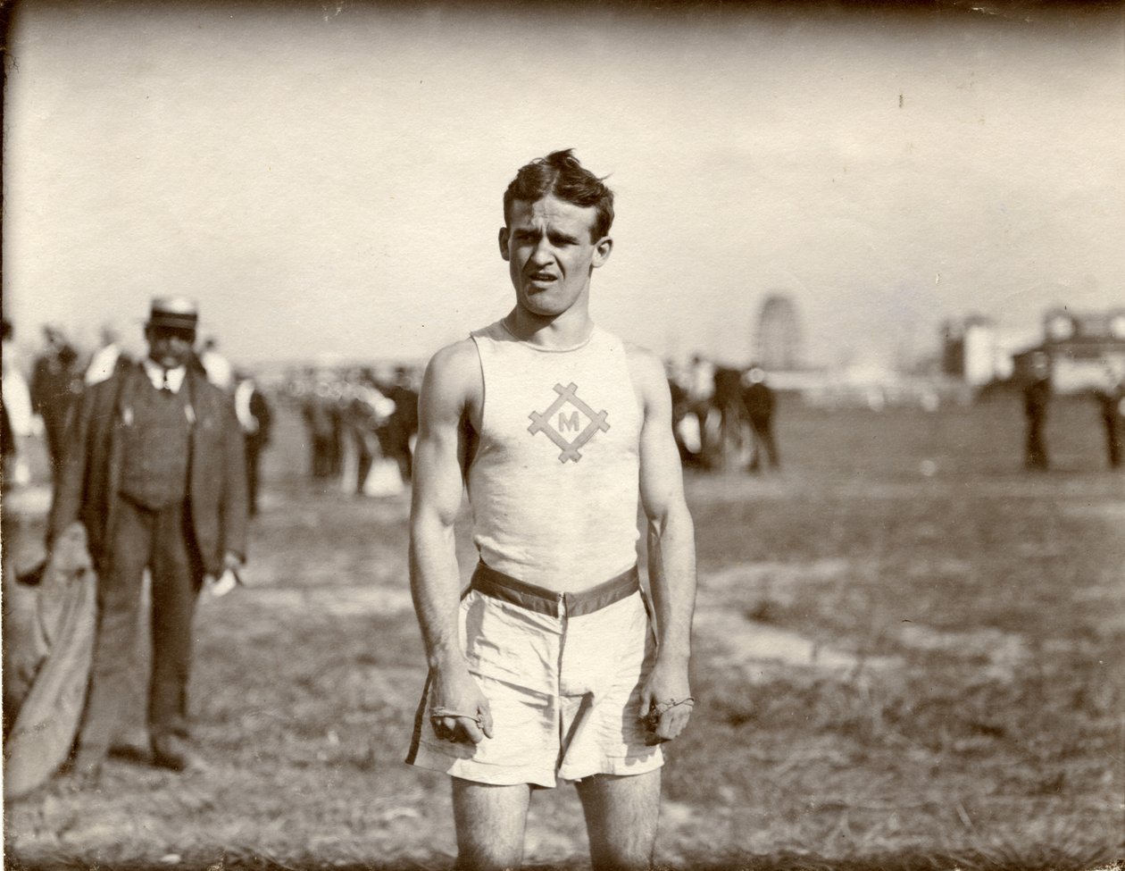 Olimpiadi del 1904 - Archie Hahn, Milwaukee Athletic Club, vincitore dei 100 metri da Unknown