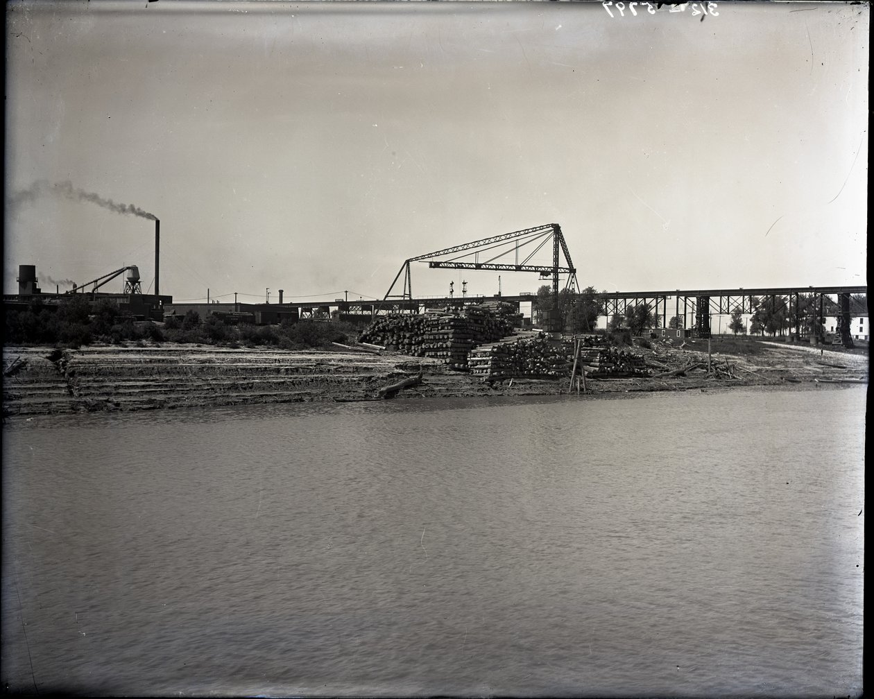 Strutture industriali non identificate da Unknown