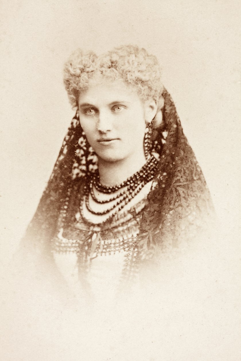Ritratto di Christine Nilsson in costume da Unknown photographer