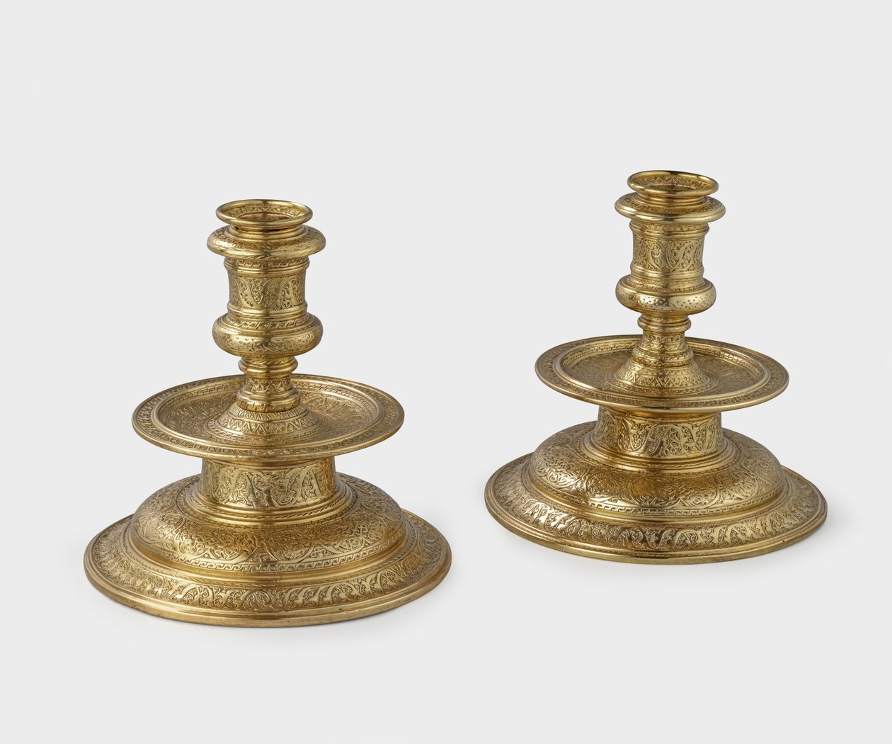 Coppia di candelabri da Venetian School