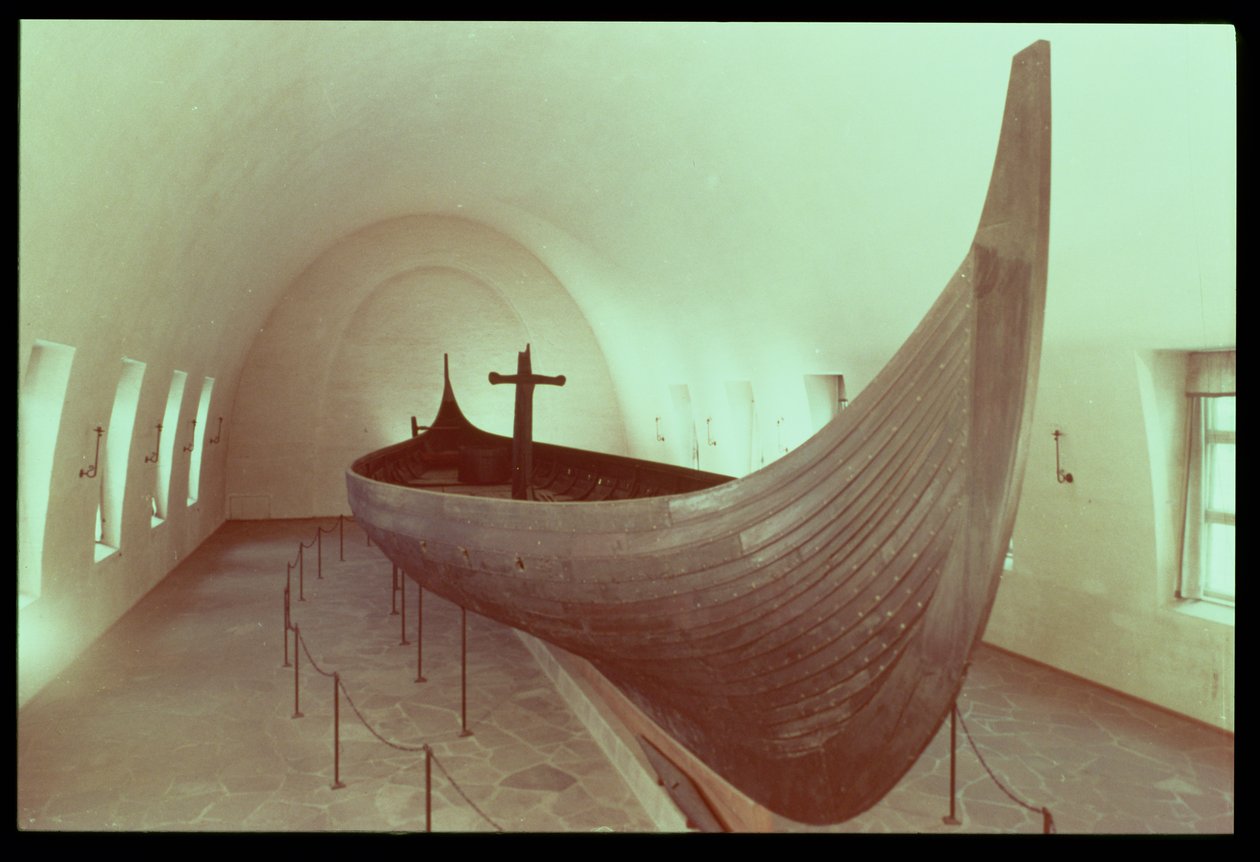 La nave lunga di Gokstad (legno) da Viking