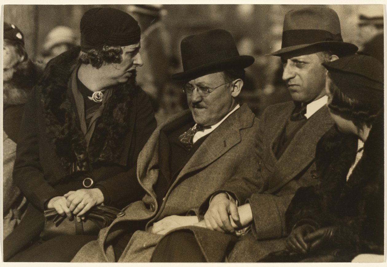 Una panchina nel Bronx domenica da Walker Evans