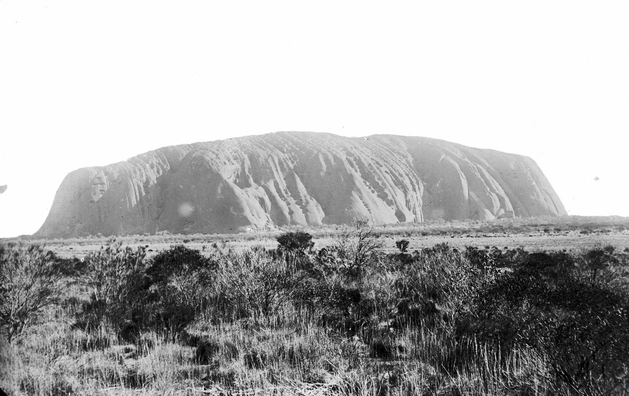 Uluru, Ayers Rock, Australia centrale, 1894 da Walter Baldwin Spencer