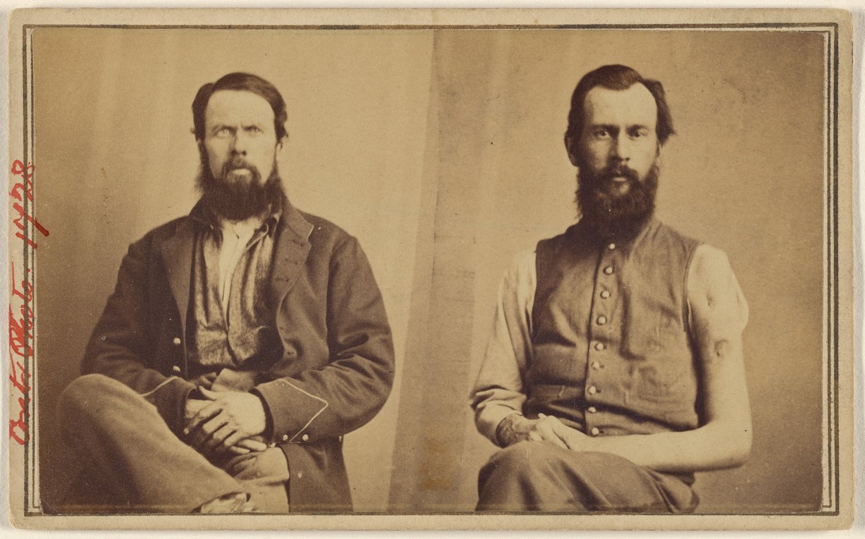 [Due vittime della guerra civile non identificate sedute]. da William H. Bell
