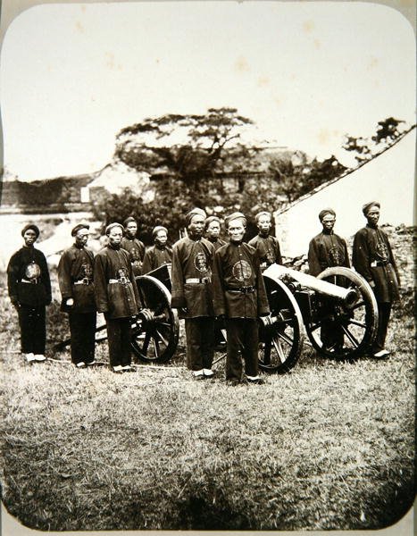 Soldati cinesi, c.1875 da William Saunders