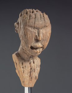 Frammento di un nkisi nkondi del Kongo (legno)