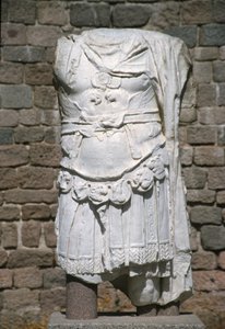Resti di una statua dell