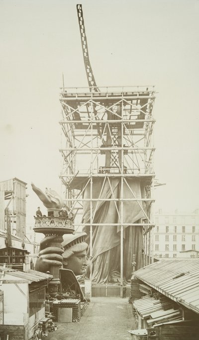 Assemblaggio della Statua della Libertà, 1883 da Albert Fernique