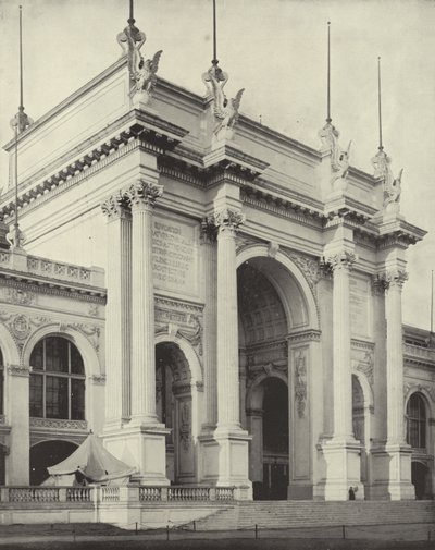 Portale del Grande Edificio delle Manifatture da American Photographer