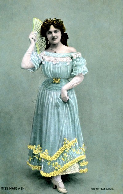 Maie Ash, attrice, 1905 da Bassano Studio