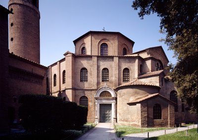 Facciata della chiesa, c.547 d.C. da Byzantine School