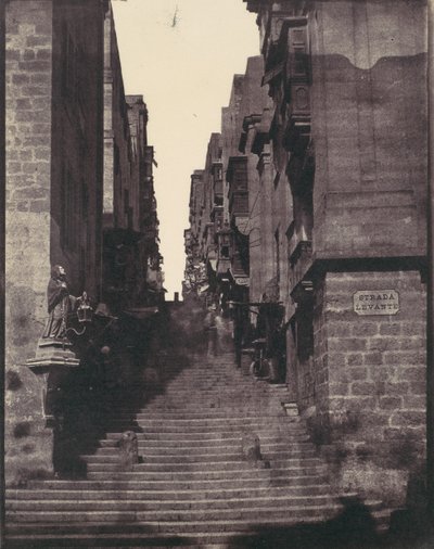 Strada Levante, Valletta, Malta, anni 1850 da Calvert Jones