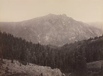 Davoncastle Butte, Sierra Nevada, c. 1866-1870 da Carleton E. Watkins