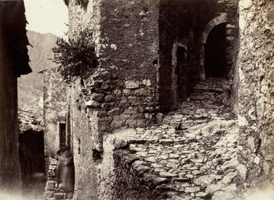 Una strada a Sainte-Agnès vicino a Roquebrune da Charles Nègre