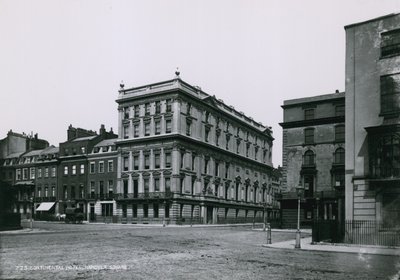 Continental Hotel, Hanover Square, Londra da English Photographer