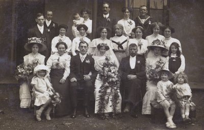 Fotografia di matrimonio edoardiano, c.1910 da English Photographer