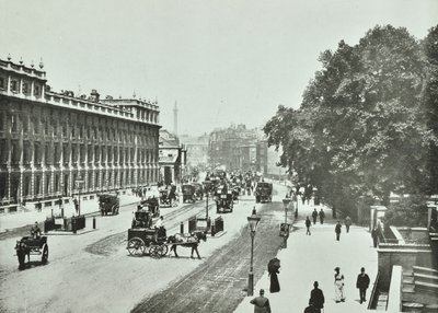 Whitehall: vista nord, 1890 da English Photographer