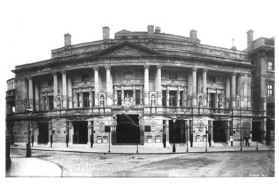 Queens Hall in Langham Place, Londra da English School