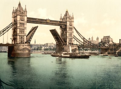 Tower Bridge, Londra da English School