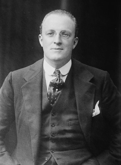 Hugh Walpole da George Grantham Bain