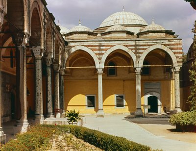 Cortile interno del Palazzo Topkapi da Islamic School