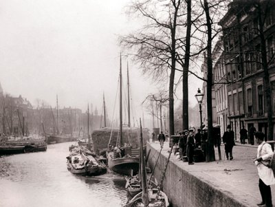 Barche sul canale, Rotterdam, 1898 da James Batkin