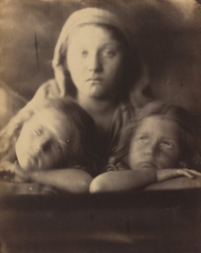 Mary Hillier e Due Bambini da Julia Margaret Cameron