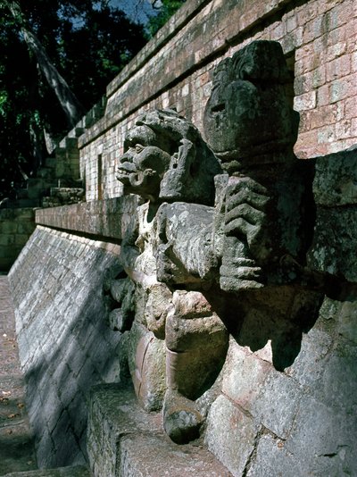 Sculture in pietra - tempio 11 da Mayan