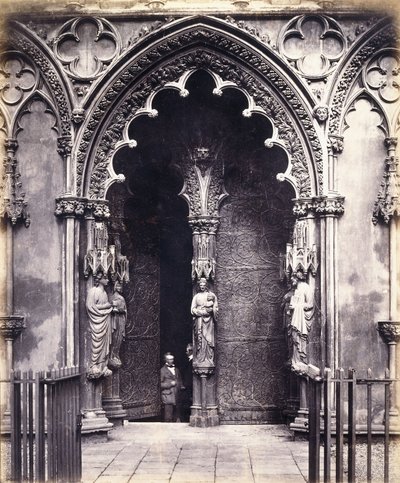 Lichfield: il portico ovest da Roger Fenton