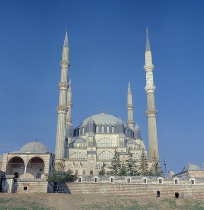 Vista della moschea, ottomana, costruita c.1569-75 da Sinan