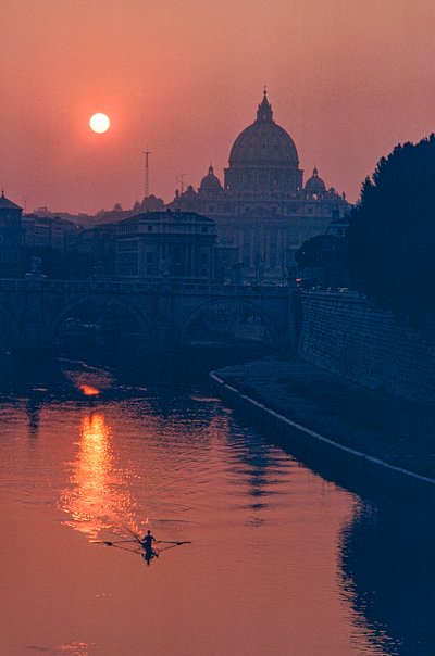 Tevere con la Basilica di San Pietro al tramonto da Ted Spiegel