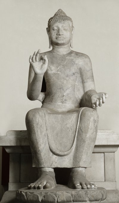 Buddha gigante, scuola Davaravati da Thai School