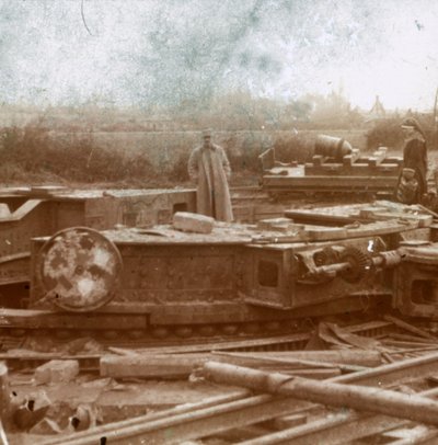 Montaggio ferroviario per il cannone Big Bertha, c1914-c1918 da Unbekannt