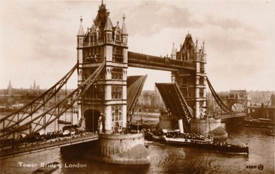 Tower Bridge, Londra, c1910 da Unbekannt