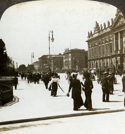 Unter den Linden, Berlino, Germania da Underwood and Underwood