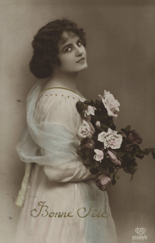 Ragazza con bouquet da French Photographer