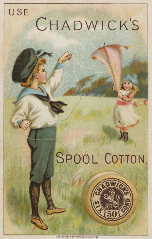 Bambini che fanno volare un aquilone in campagna da American School