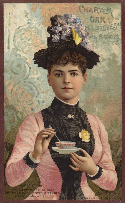 Signora che mescola una tazza di tè da American School