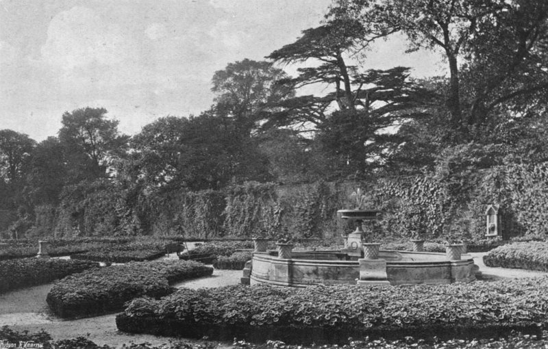 Il Giardino Formale da Charles Latham
