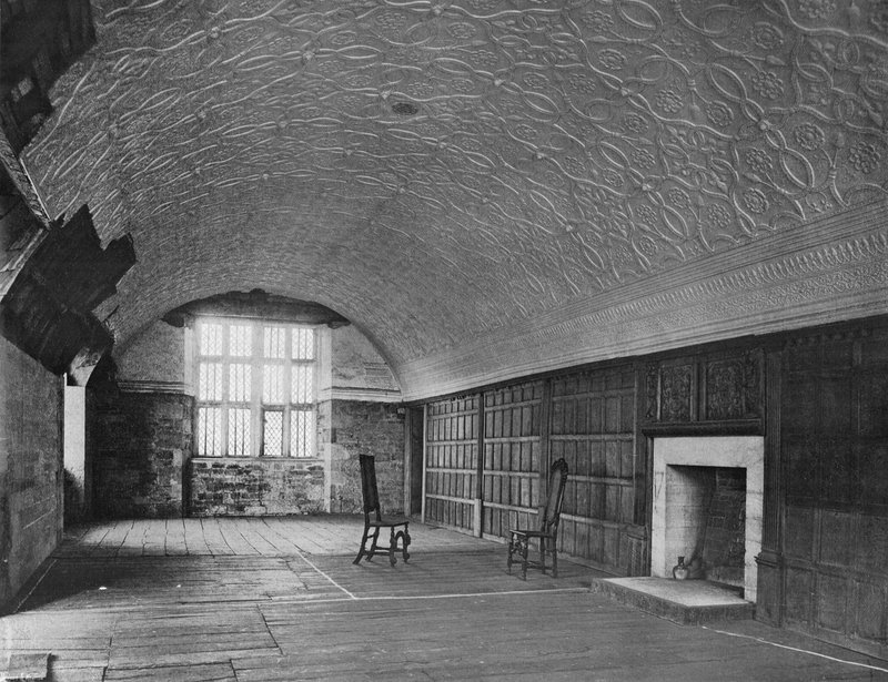 La lunga galleria da Charles Latham