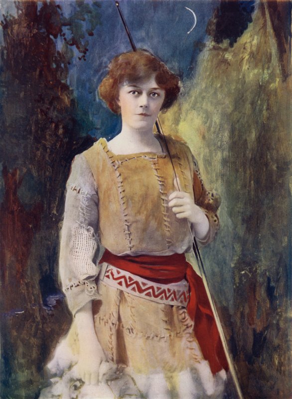 Miss Irene Vanbrugh in L