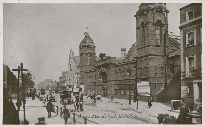 Agricultural Hall Islington da English Photographer