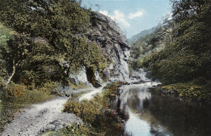 Dovedale, La Roccia a Forma di Leone da English Photographer