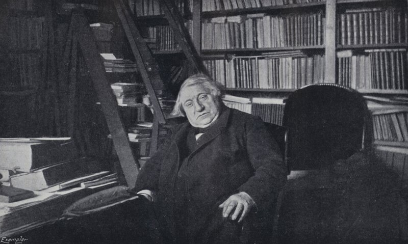 Ernest Renan nel suo studio da English Photographer