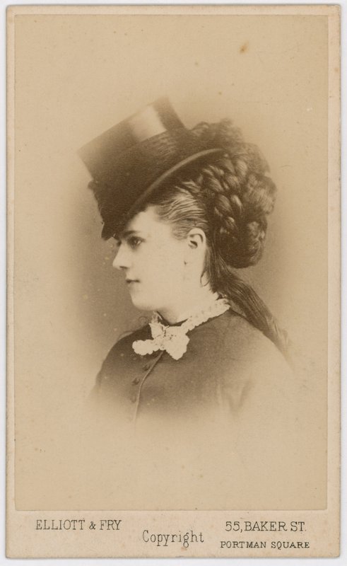 Mabel Grey da English Photographer