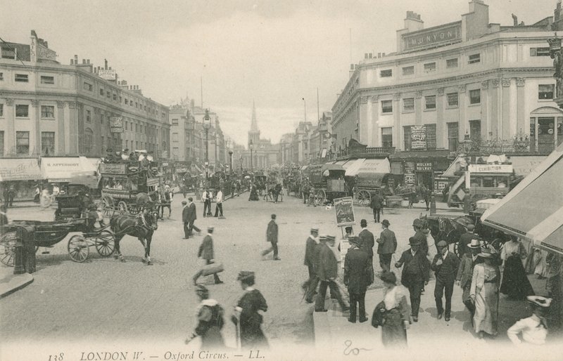 Oxford Circus, Londra da English Photographer