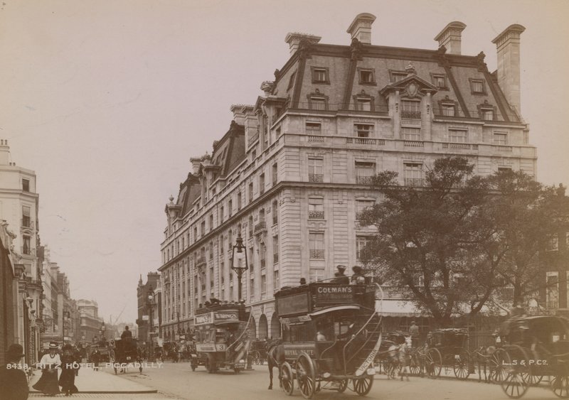 Ritz Hotel, Piccadilly da English Photographer